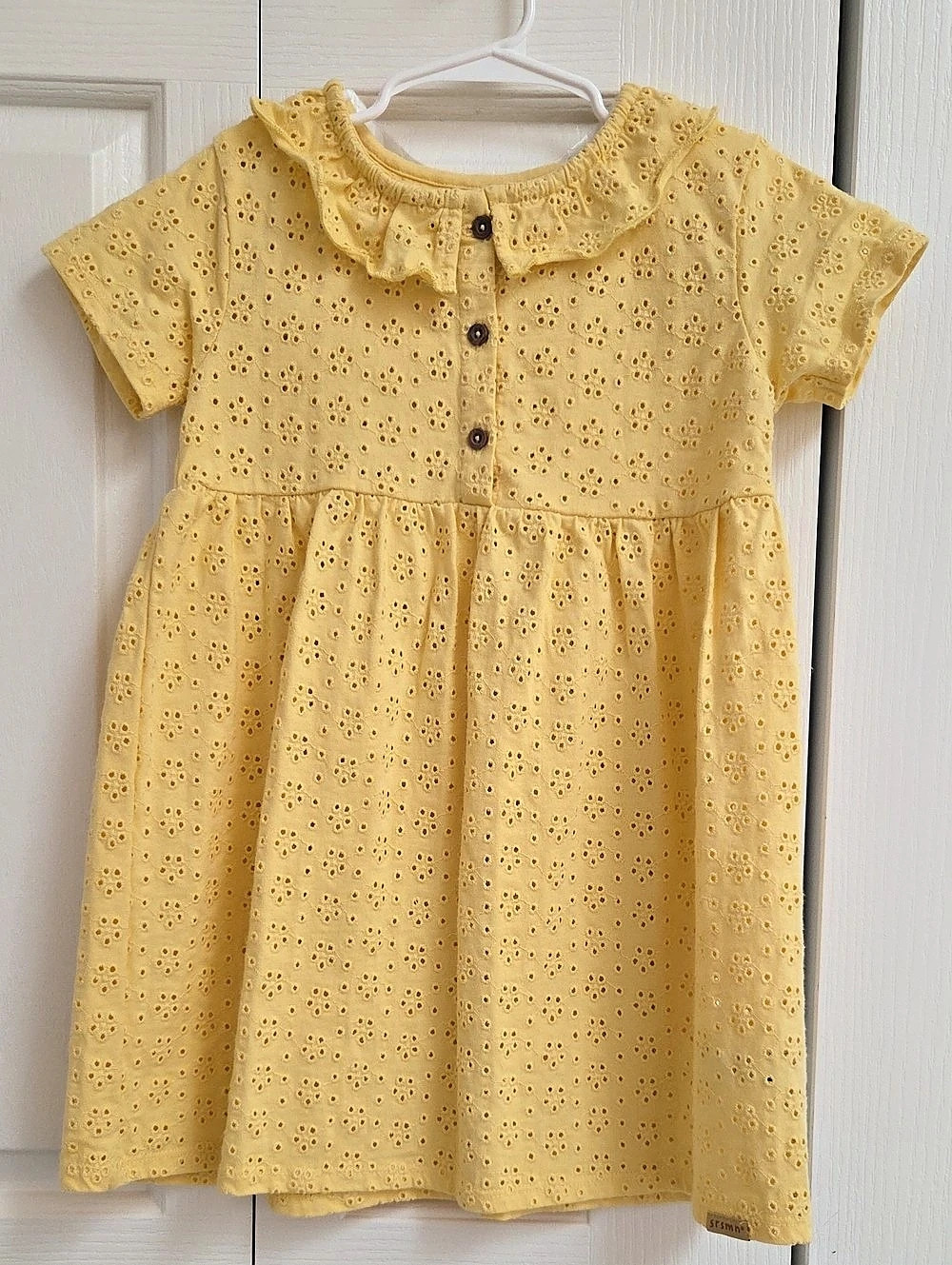 Souris Mini Girls Yellow Eyelet Dress, Size 6, Like New